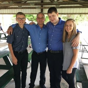 Meet your Posher, Brandon